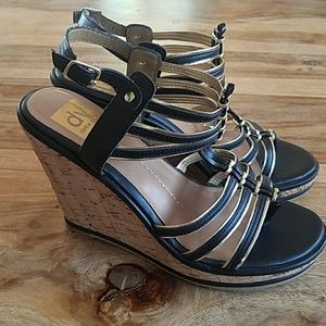 Unworn! Dolce Vita gladiator wedges sz 8
